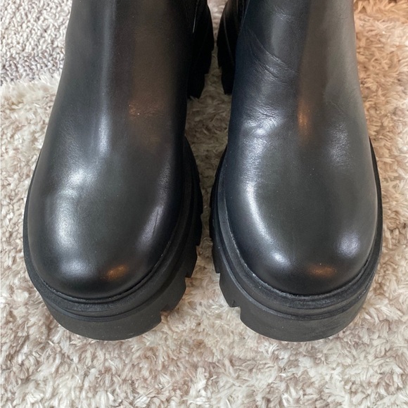 Chunky Plateform Boots size 7 - Picture 3 of 5